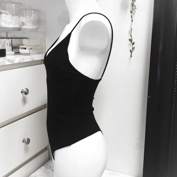 NICE BLACK V NECK TANK TOP BODYSUIT! - Picture 2 of 4